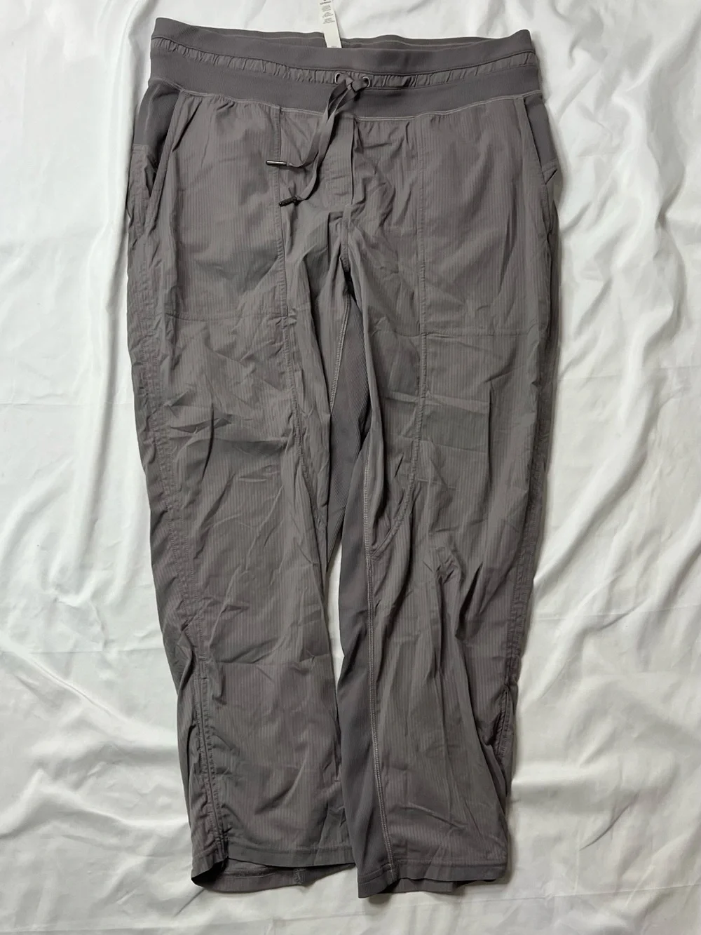 lululemon athletica Women’s Gray Straight-Leg Pants